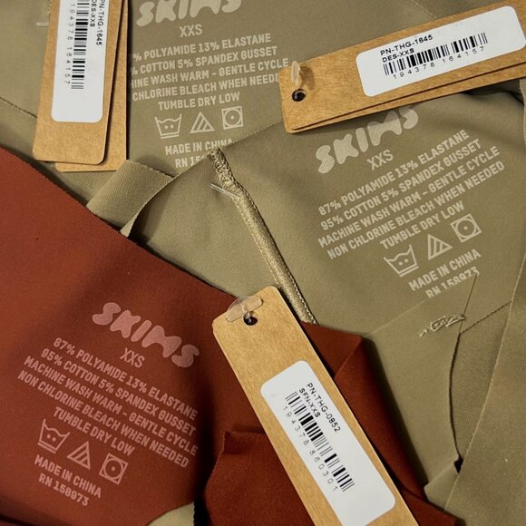 SKIMS Naked Thongs Lot of 3 Desert + Saffron XXS + Conditional Bonus - Picture 7 of 9
